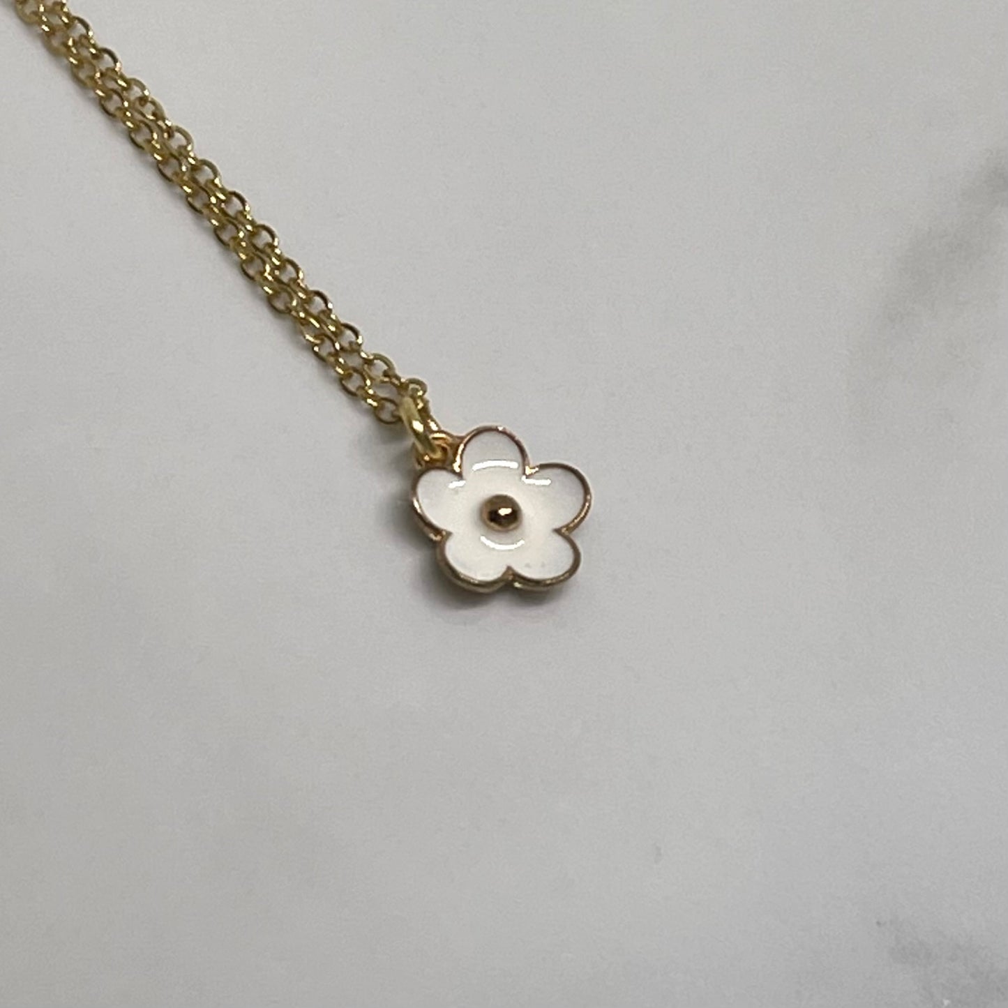 Daisy Flower Gold Charm Necklace